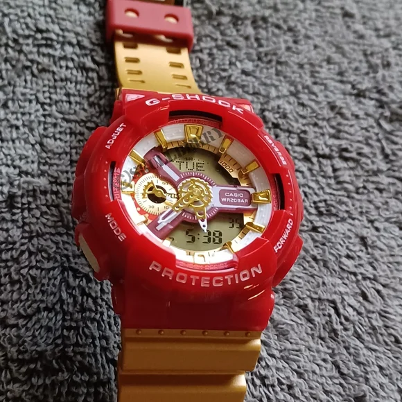 ☆ SALE ☆ CASIO G-SHOCK GA-110 UNISEX)